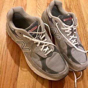 New balance 990 running shoes